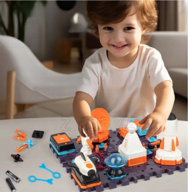 MAŁY NAUKOWIEC ZESTAW DOŚWIADCZALNY UKŁAD STEM prezent na zajączka klocki