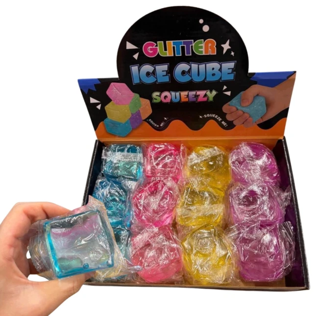 ZESTAW SQUISHY GNIOTKÓW MYSTERY BOX GNIOTKI 4 SZTUKI NIESPODZIANEK + 67
