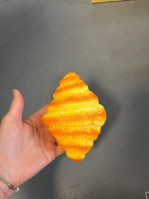 GNIOTEK SQUISHY ROGAL CROISSANT PACHNĄCY B-3376